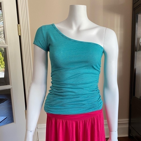 Forever 21 One Shoulder Cotton Striped Tee - Picture 1 of 6